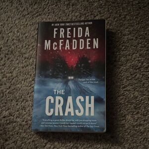 The Crash by Freida McFadden Paperback